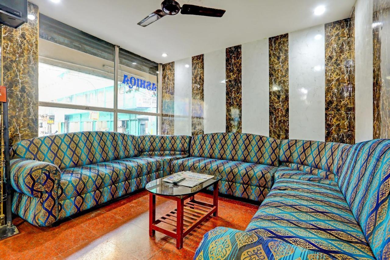 Hotel Spot On 78792 Moore Residency